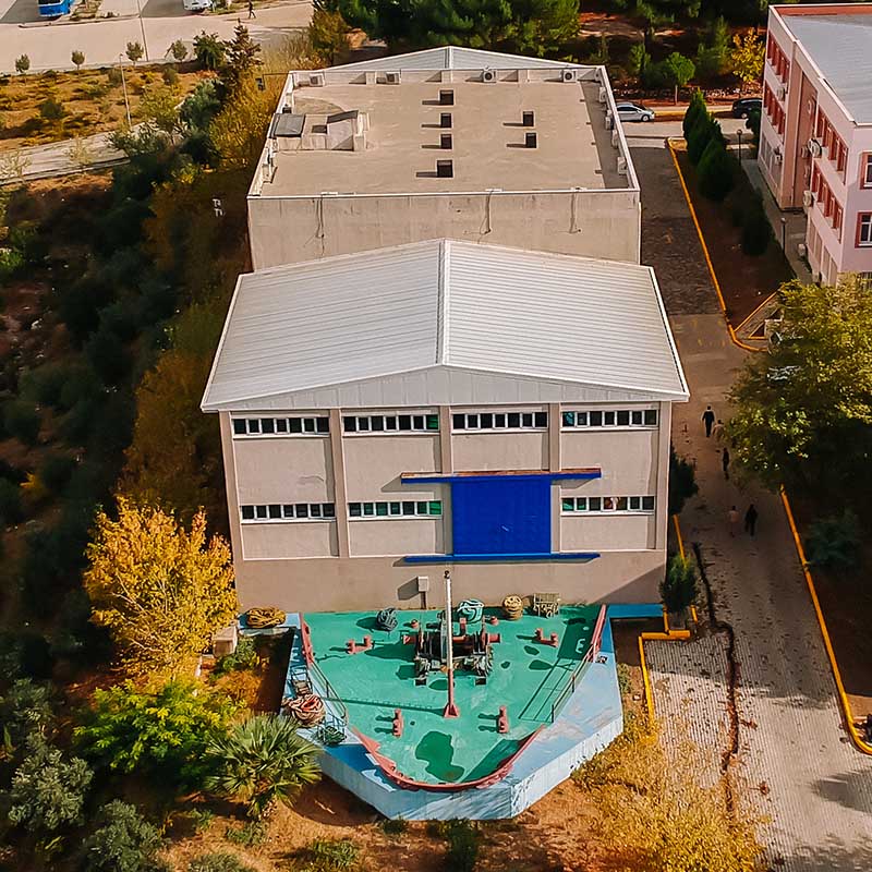 DEÜ Denizcilik Okulu
