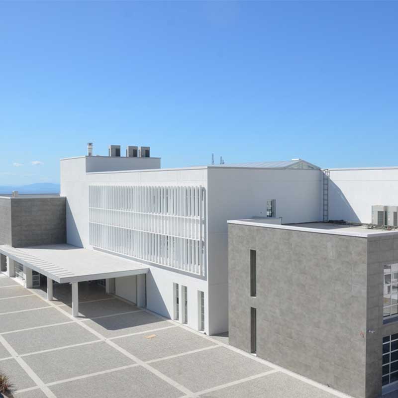 T.C. Tınaztepe Üniversitesi Fakülte Binası